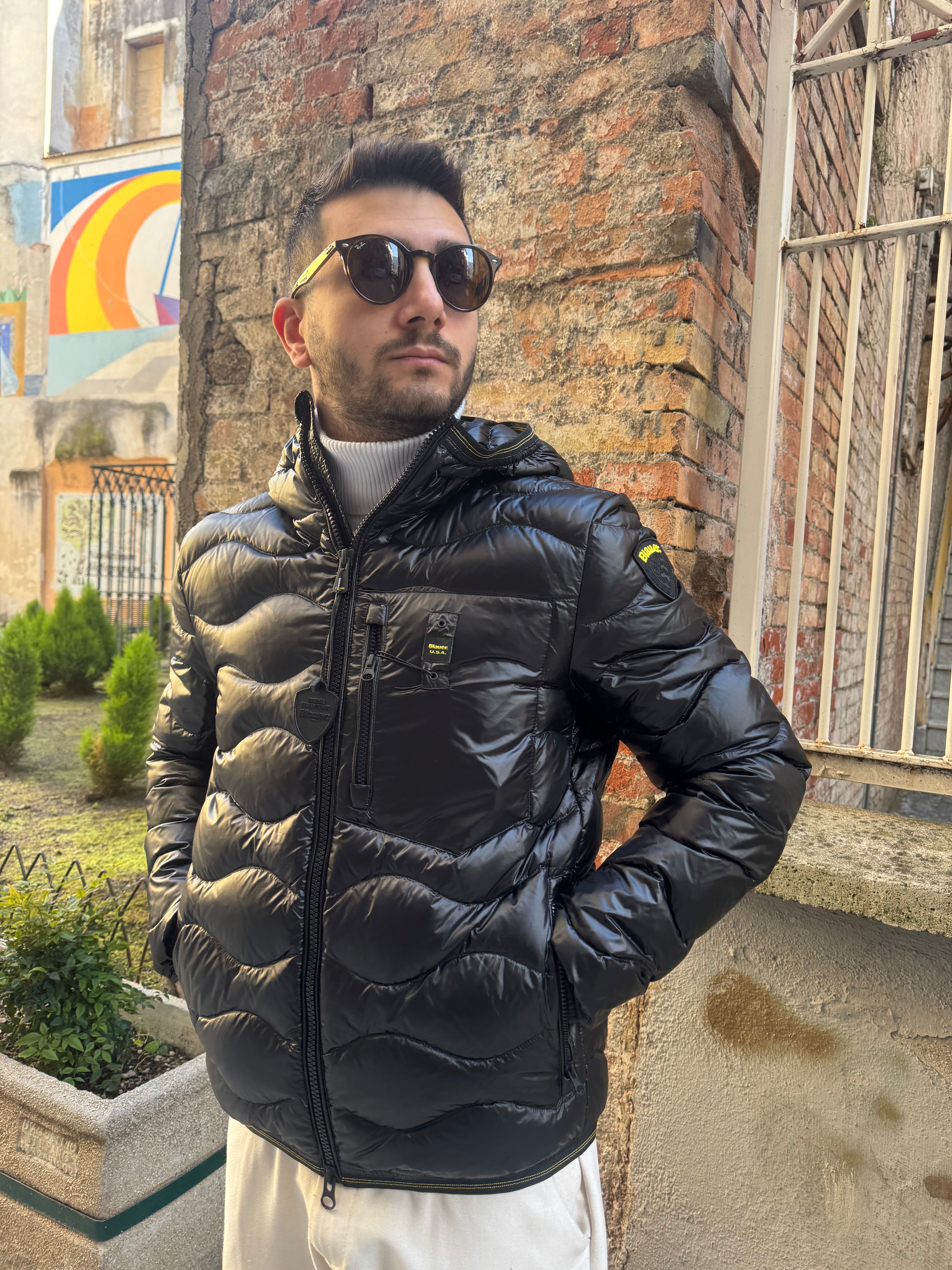 BLAUER WAVE B