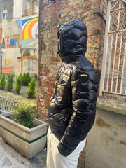 BLAUER WAVE B