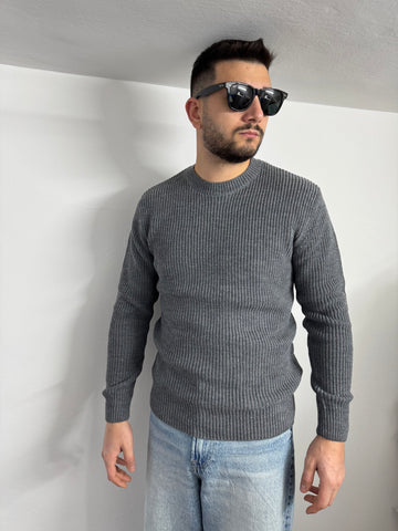 MAGLIONE FLAT